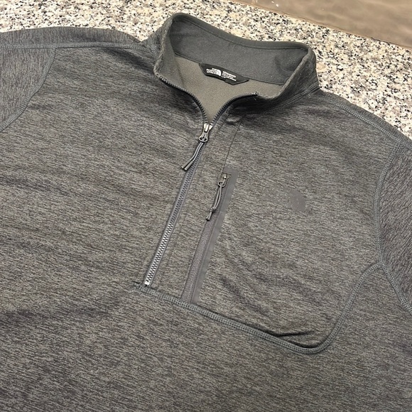 The North Face 3/4 Zip Pullover- Size Large - Picture 5 of 7
